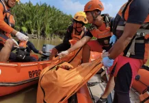 Tim SAR Temukan ABK 16 Tahun yang Tenggelam di Muara Lalan