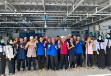 Peduli Kesehatan Lansia, Lapas Sekayu Berikan Susu untuk 19 Warga Binaan