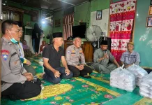 Polres Ogan Ilir Salurkan Bantuan Korban Kebakaran Pulau Semambu