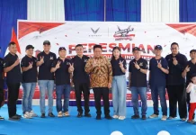 Resmikan Komunitas VinFast, Herman Deru Dorong Penambahan Charger Station