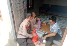 Polisi Datangi Rumah Warga untuk Edukasi Warga