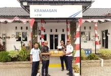 Kabut Asap Mengancam, KAI Palembang Tebar 2.800 Masker ke Pekerja