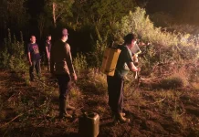 Meski Minim Air, Warga dan Polisi Berhasil Padamkan Api Karhutla di Muara Kuang
