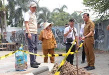 Wali Kota Palembang Ratu Dewa Cek Drainase Jalan Antisipasi Genangan