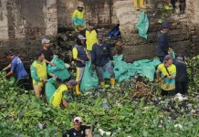 Kodim 0418 Palembang dan Pemkot Bersihkan Sungai Sekanak