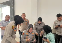 Kapolres Ogan Ilir dan Jajaran Aktifkan IKD, Daftar Agen Perlinsos