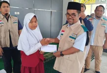 Sebanyak 66 Pelajar Berprestasi di Lahat Terima Beasiswa Pendidikan