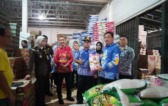 TPID OKI Sidak Pasar, Pastikan Stok Sembako Aman
