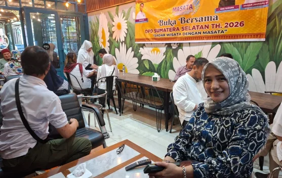 Usaha Kuliner Ini Padukan Nasi Padang dan Suasana Kafe