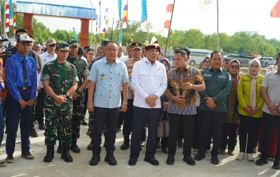 Pangdam II/Sriwijaya Dampingi Menkopolkam RI Tinjau Kampung Nelayan Sungsang