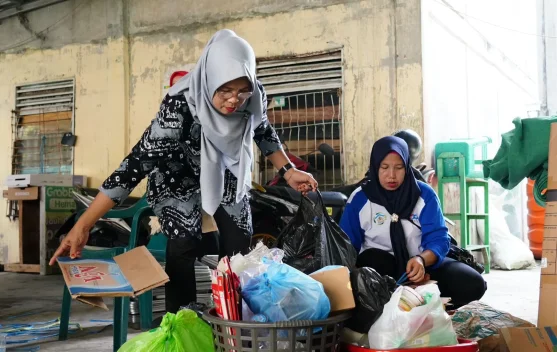 Pertamina Ajak Warga Nabung Sampah Demi Tambahan Gizi Anak