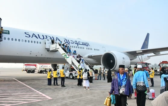 Kloter Pertama Jemaah Haji Debarkasi Palembang Tiba di Tanah Air
