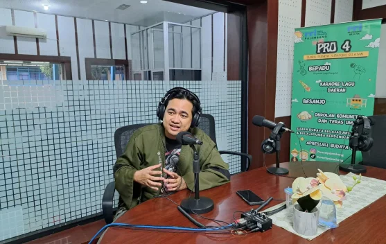 Selain Hiburan, Stand Up Comedy Jadi Ruang Curhat dan Kritik Sosial