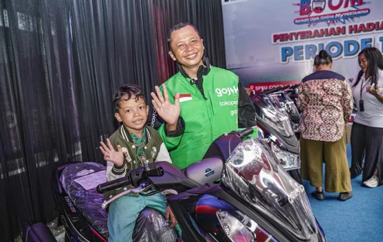 Pertamina Bagikan 25 Yamaha Lexi untuk Mitra Ojol Pengguna MyPertamina