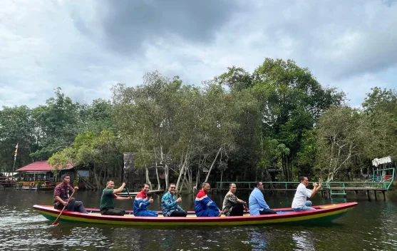 Dulu Tempat Sampah, Kini Danau Shuji Jadi Magnet Wisata Sumsel