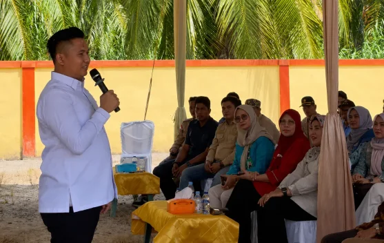 Anggota DPRD Banyuasin Serap Aspirasi dan Serahkan Bantuan
