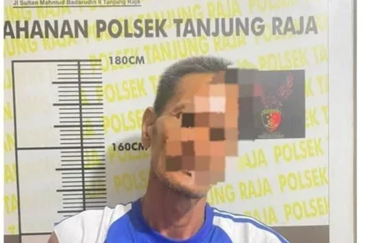 Polsek Tanjung Raja Amankan Pria Bawa Sajam di Depan Konter Seluler