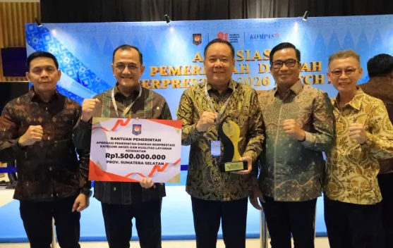 Sumsel Raih Penghargaan Terbaik II Tingkat Nasional Kategori Layanan Kesehatan