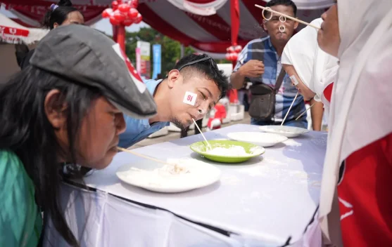 Pertamina Sumbagsel Rayakan HUT RI Bersama Pelanggan dan Ojol
