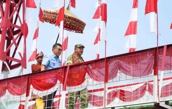 TNI Bangun Jembatan Gantung Garuda di OKU