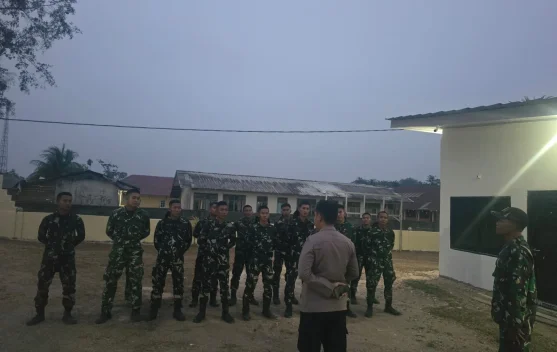 Perkuat Pemadaman Karhutla, 15 Personel TNI Kodim OKI BKO di Muara Kuang