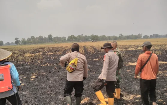 Jaga Lingkungan Bersama, Polsek Pemulutan dan Warga Cegah Karhutla
