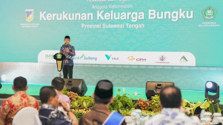 Gubernur Anwar Hafid Kukuhkan Pengurus Kerukunan Keluarga Bungk