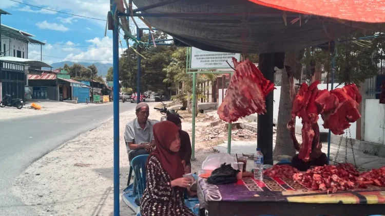 Lapak Daging Musiman saat Ramadan
