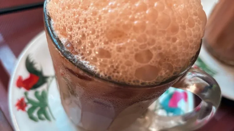 Teh Tarik, Minuman Sederhana dengan Cita Rasa Khas