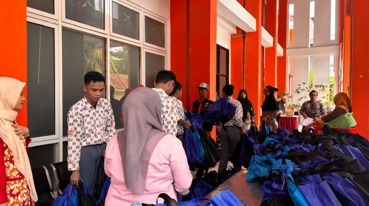 SMKN 1 Palu Tetap Terima MBG Selama Ramadan