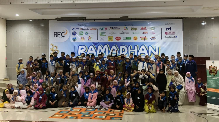 Berbagi Kebahagiaan, Ramadhan For Charity Buka Puasa Bersama Anak Yatim dan Dhuafa
