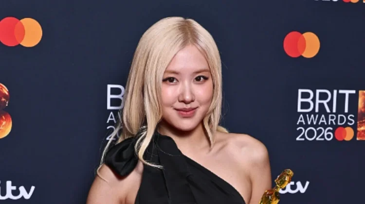 Rosé BLACKPINK Cetak Sejarah di BRIT Awards 2026