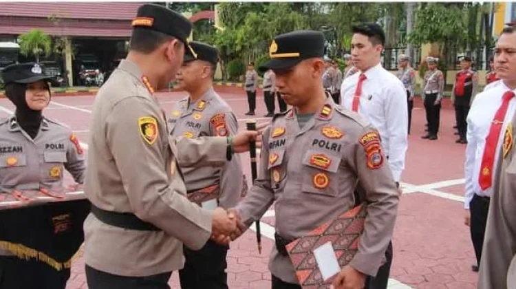 Berhasil Ungkap Kasus Curanmor, 23 Personel Polresta Palu Diberikan Penghargaan