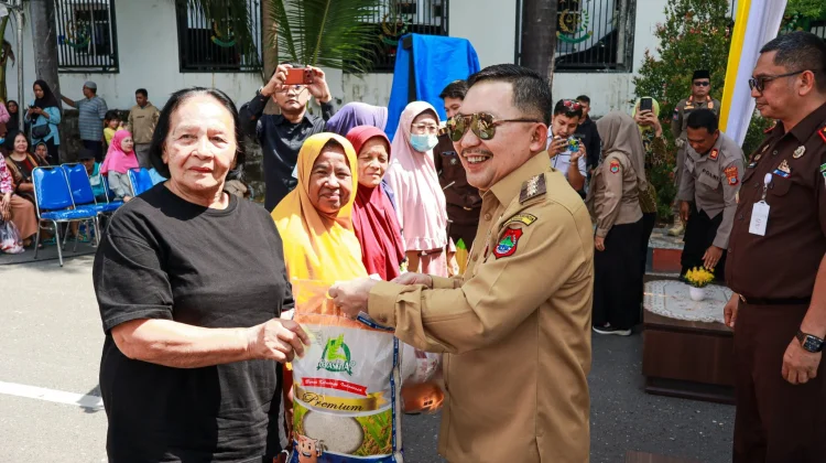 Pemerintah Kabupaten Banggai Gelar Pasar Murah Stabilisasi Harga Bapokting