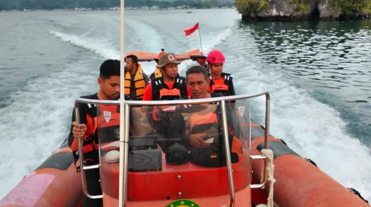 SAR Banggai Laut Berhasil Selamatkan 17 Orang Penumpang KM Lapopo