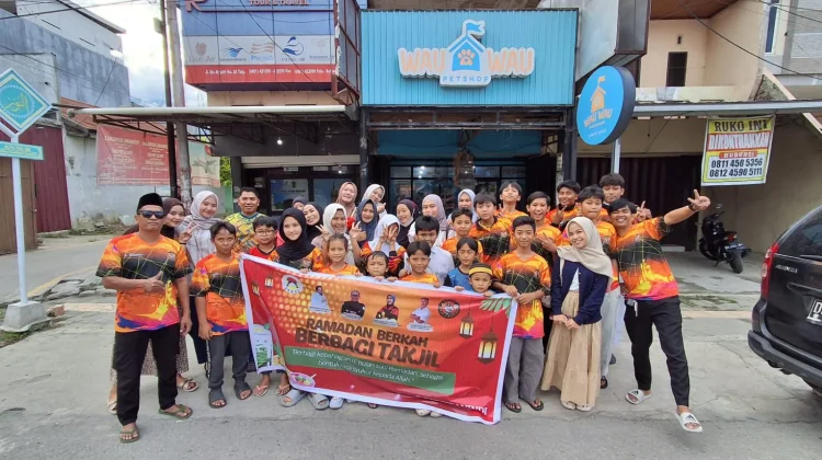 Dojo Siranindi Bagikan 150 Takjil, Tanamkan Jiwa Spiritual Para Atlet