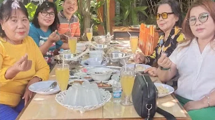 Kedai Toma'ss, Kenikmatan dengan Sajian Kuliner Tradisional
