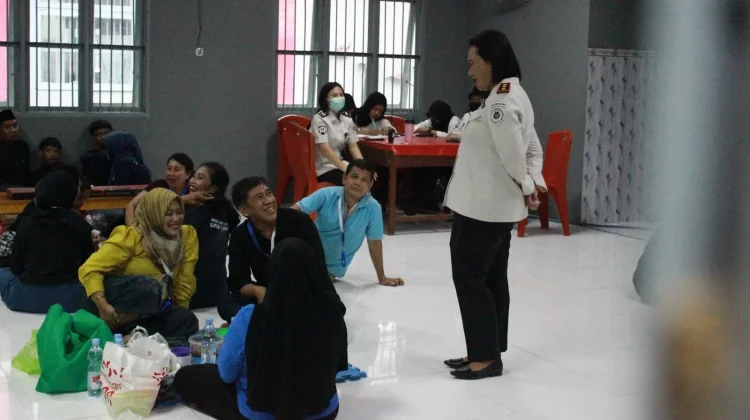 Lapas Perempuan Palu Fasilitasi Kunjungan Keluarga dan Buka Puasa Bersama