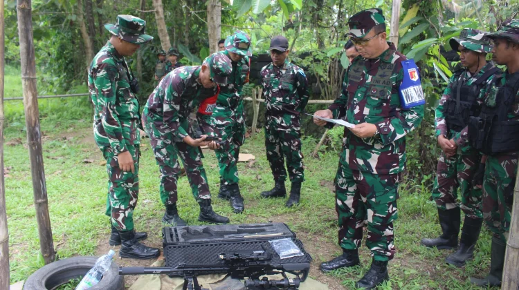 Danrem 132 Tadulako Cek Senjata dan Tinjau Latihan Satgas Yonif 714 Sintuwu Maroso