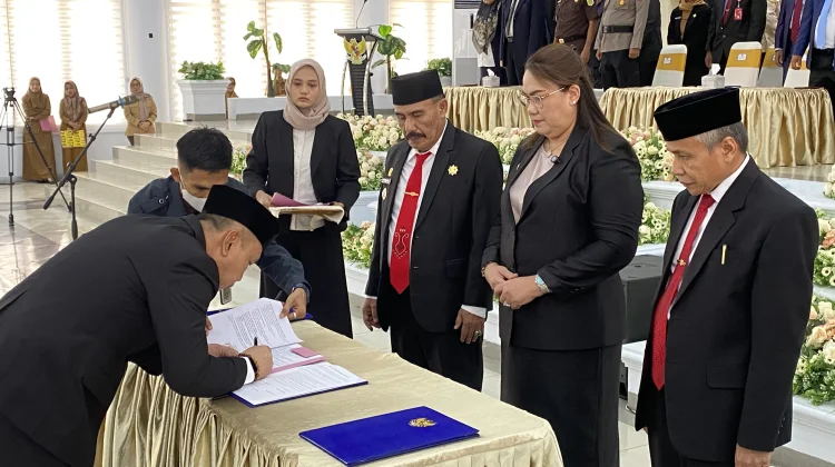 Bupati Donggala Lantik Tiga Pejabat Eselon II Hasil Seleksi JPT Pratama