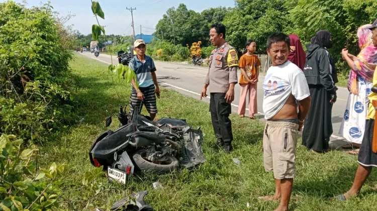 Jalan Berlubang Diduga Jadi Penyebab Tabrakan Mobil dan Motor di Kasimbar
