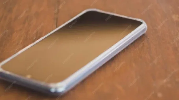 Tips Jaga HP Tetap Mulus tanpa Casing Sehari-hari