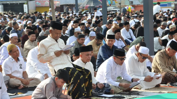Pemkot Palu Laksanakan Shalat Idulfitri 1447 H di Lapangan Vatulemo