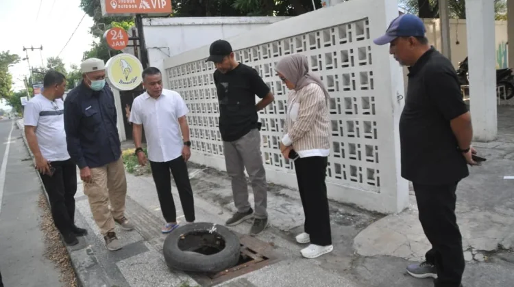 Wali Kota Palu Tinjau Sejumlah Ruas Jalan Pasca Lebaran