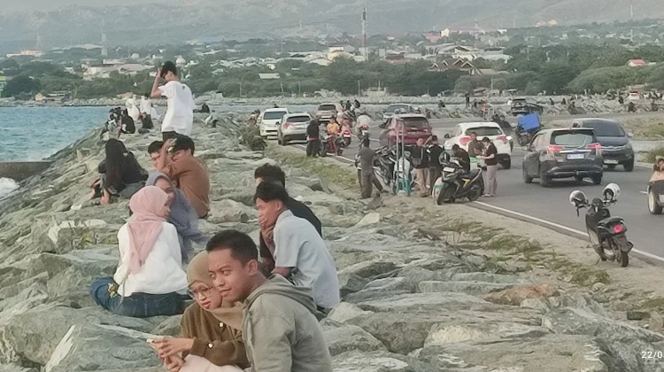 Polresta Palu Pantau Pengunjung Objek Wisata Selama Libur Lebaran