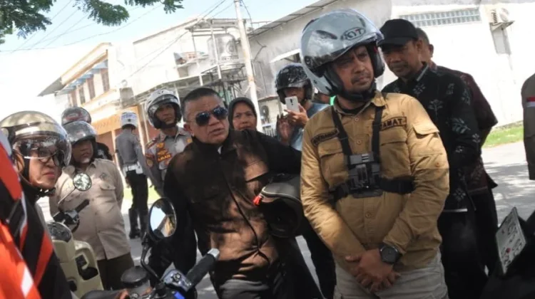 Wali Kota Palu Blusukan Soroti Kebersihan Lingkungan di Birobuli Selatan