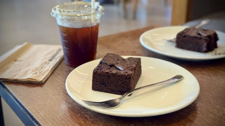 Brownies Bakar dan Espresso, Kombinasi Favorit Penikmat Kopi