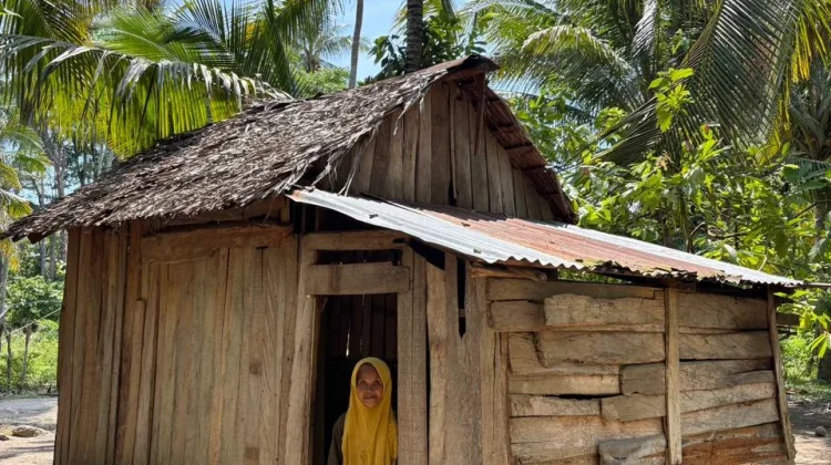 Program BERANI Bedah Rumah Jadi Andalan Gubernur Tekan Angka Kemiskinan