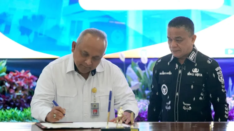 Wali Kota Palu Serahkan LKPD Unaudited 2025 ke BPK Sulteng