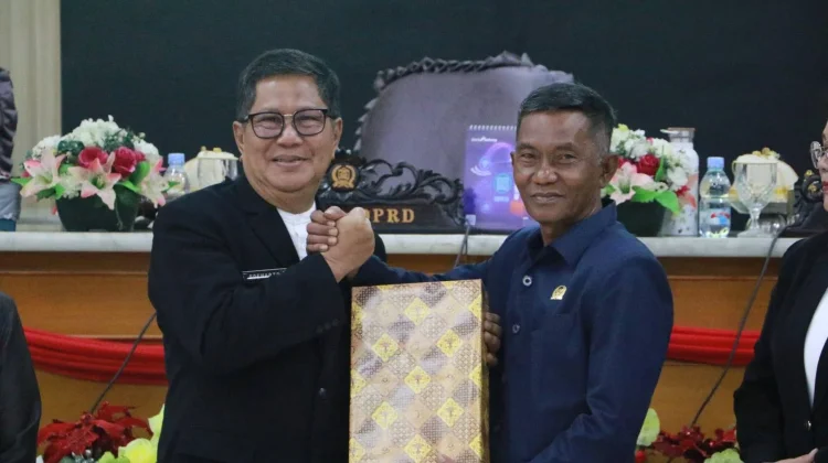 Paripurna LKPJ 2025 Digelar, Wabup Poso Sampaikan Capaian Daerah